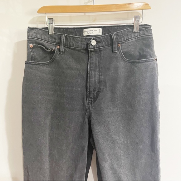 Abercrombie & Fitch 90th Straight ultra high rise jeans black  31/12 curve love - Picture 2 of 6